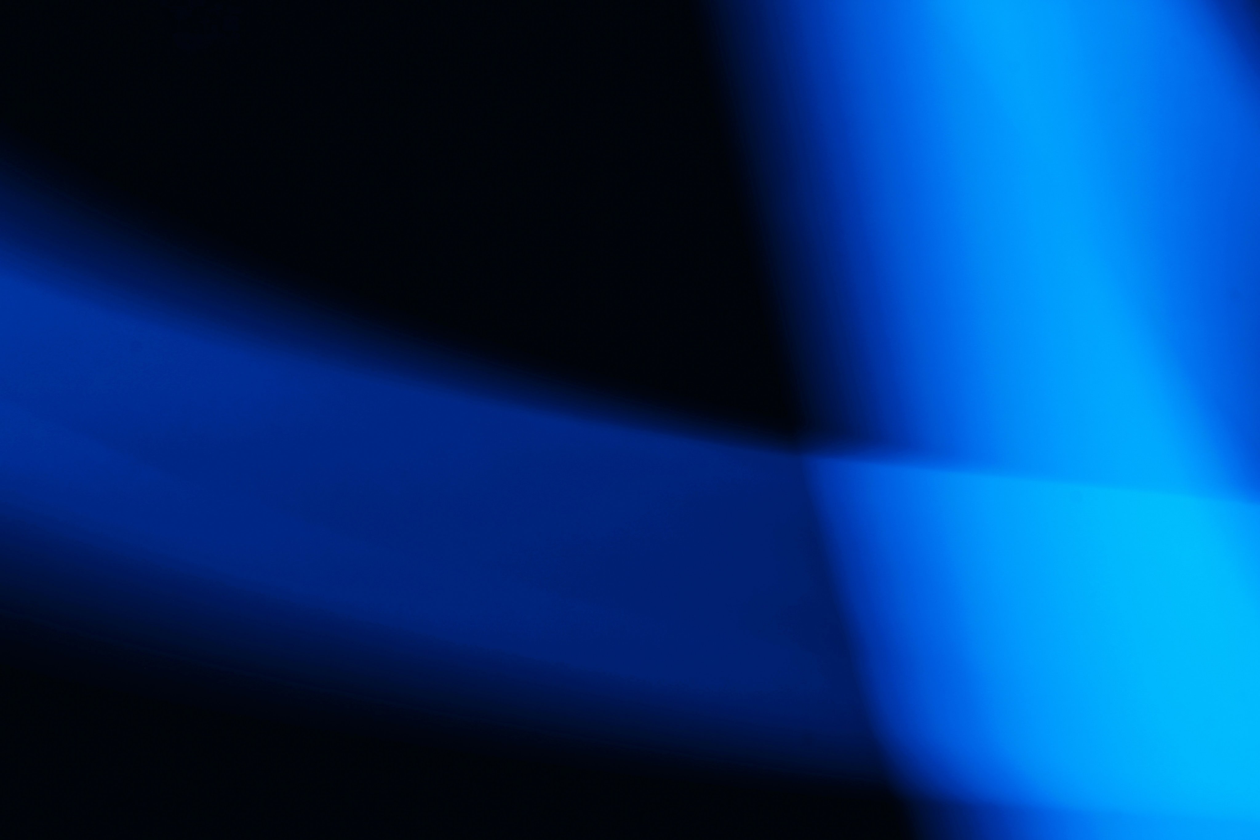 elina-emurlaeva-nkOutgo2eiw-unsplash